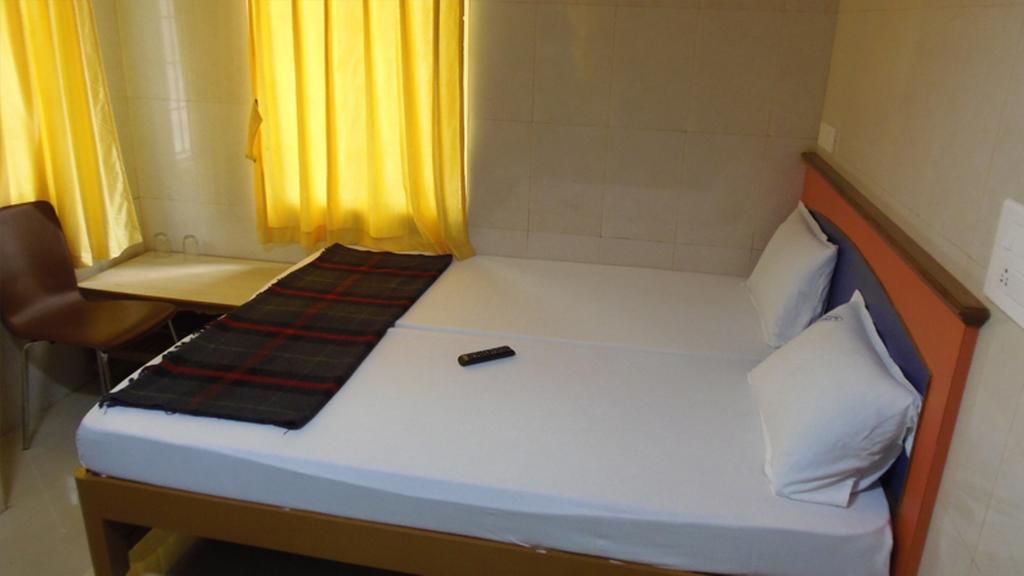 티루파티 Kvr Deluxe Residency 빌라 객실 사진