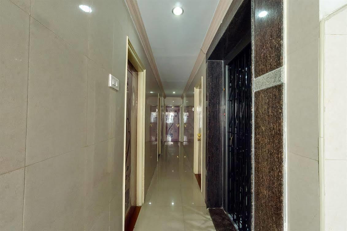 티루파티 Kvr Deluxe Residency 빌라 외부 사진